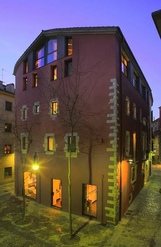 Hotel Llegendes De Girona Catedral 4*,  Spain